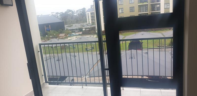 To Let 2 Bedroom Property for Rent in Gordons Bay Western Cape